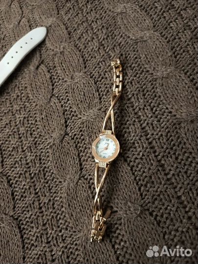 Часы женские
