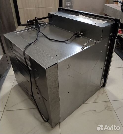 Продаю новую газовую духовку Gefest