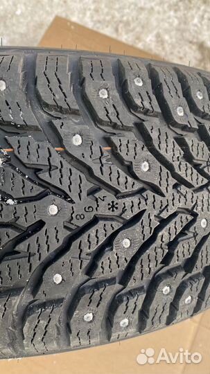 Nokian Tyres Hakkapeliitta 9 215/55 R17 98T