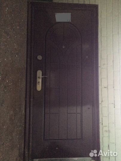 Металлическая дверь бу 860 2050