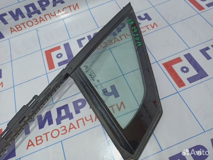 Стекло двери передней правой (форточка) Citroen C