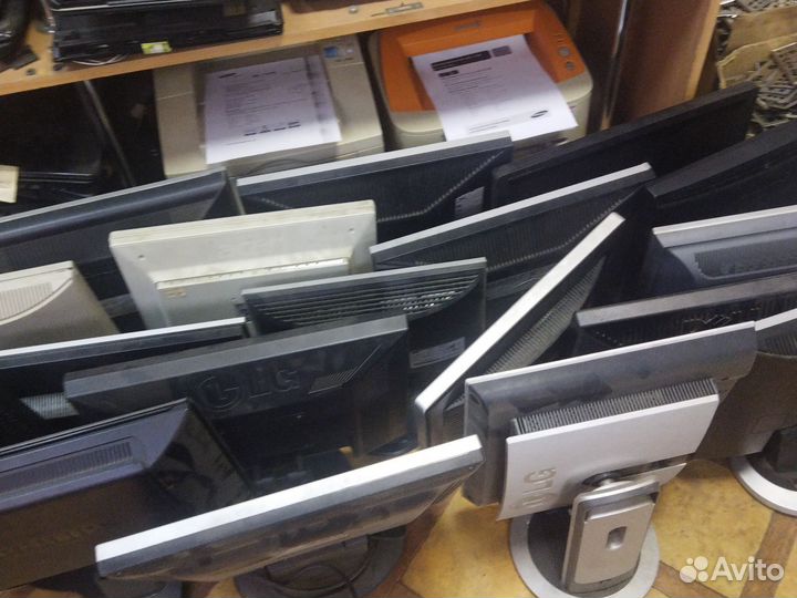 Мониторы ЖК неисправные