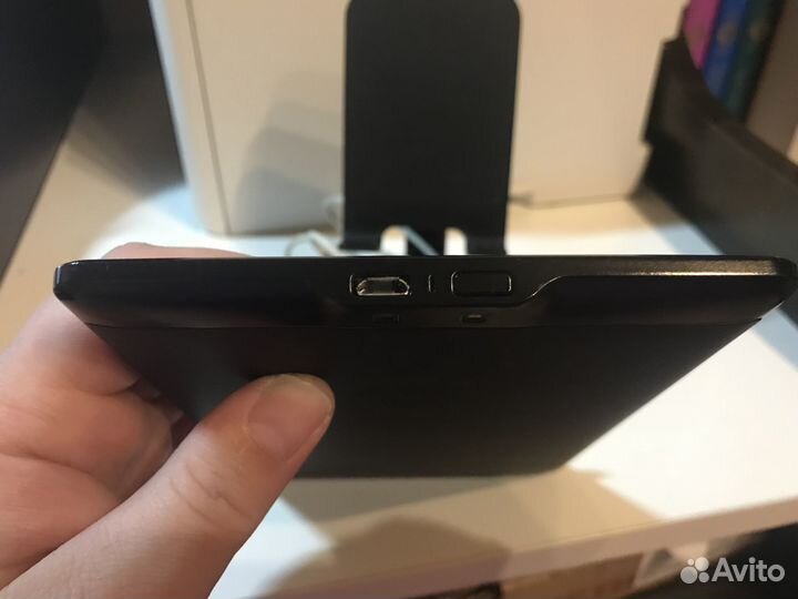 Электронная книга Amazon Kindle d01100