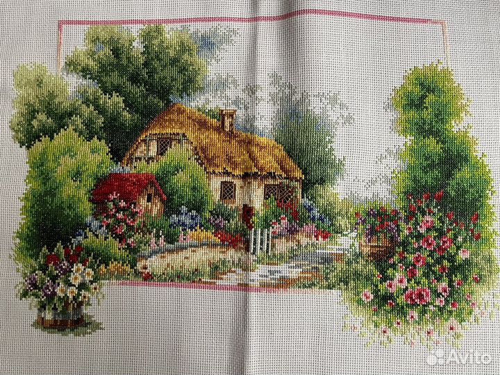 Картина вышитая крестиком