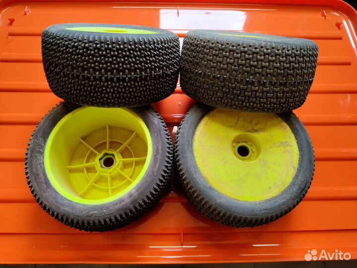 Колеса для RC трагги 1/8