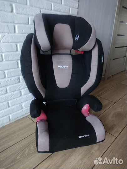 Автокресло Recaro Monza Nova Is