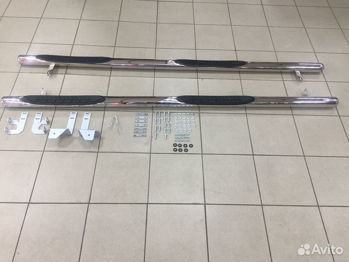 Пороги трубы Volkswagen T5 T6 короткая база 4 двер