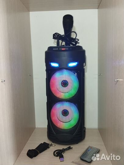 Музыкальная колонка с микрофоном