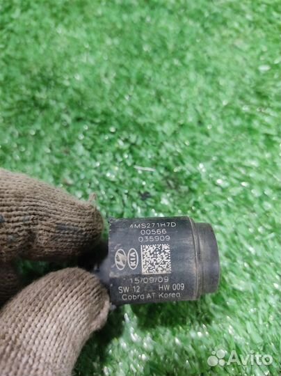 Датчик парковки KIA Sportage 3 (SL) 2012