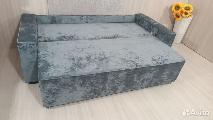 Диван еврокнижка с удобным спальным местом