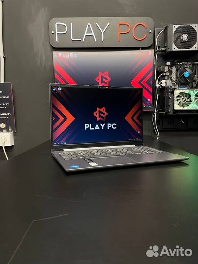 Ноутбук Lenovo IdeaPad Slim 3 15IRU8