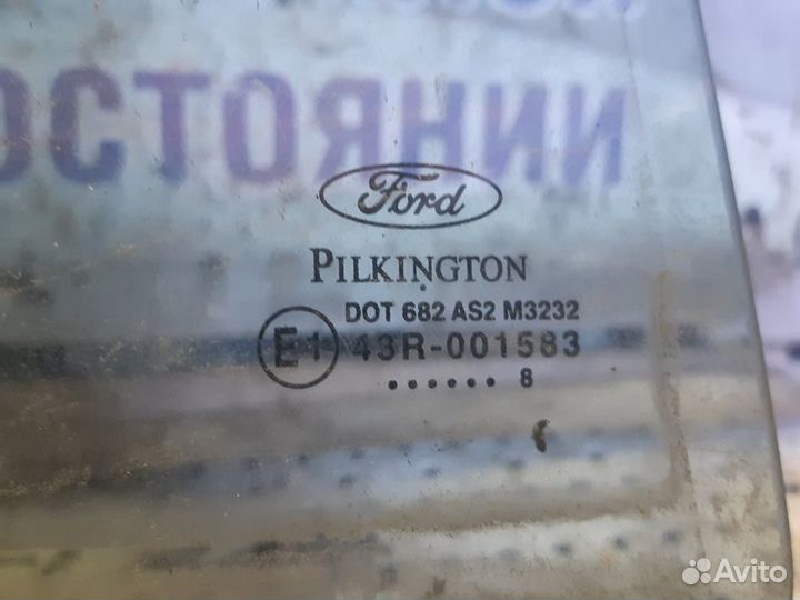 Стекло двери заднее правое Ford Fiesta 5