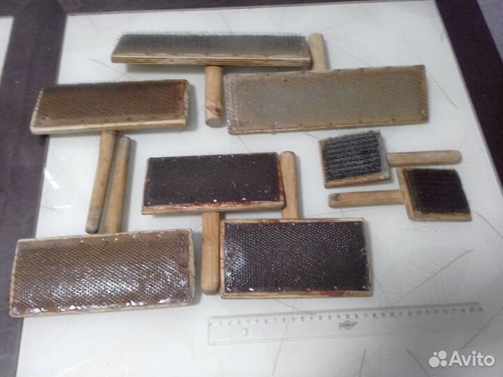 Щётки для вычёсывания шерсти