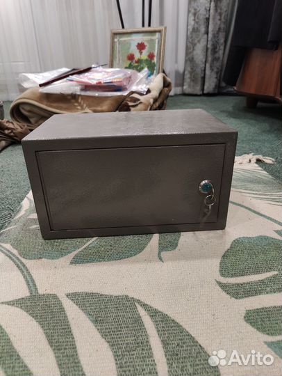 Оружейный сейф для пистолета