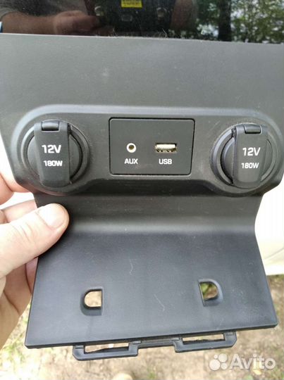 Продам панель прикуривателя с usb и aux