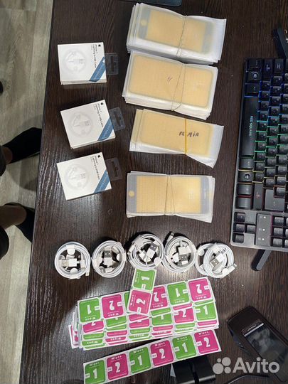 Защитное стекло на iPhone (XR/11, 6/6s/7/8/SE2020)