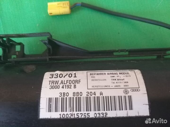 Подушка Airbag в торпедо Шкода Superb 1,9л 2001г