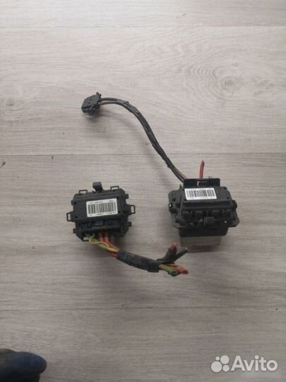 Резистор печки Peugeot 408