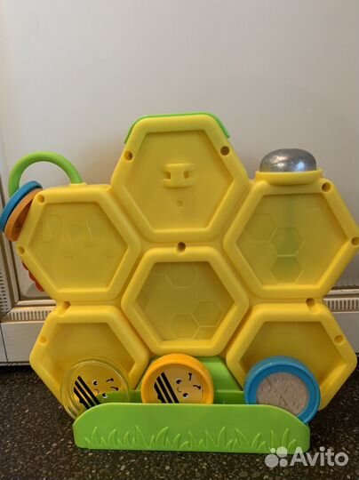 Развивающая игрушка Fisher Price пчелиный улей