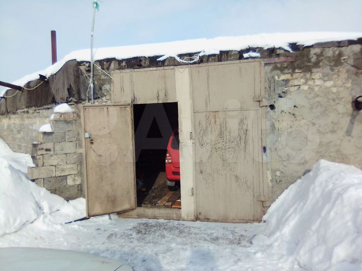 Гараж, > 30 м²