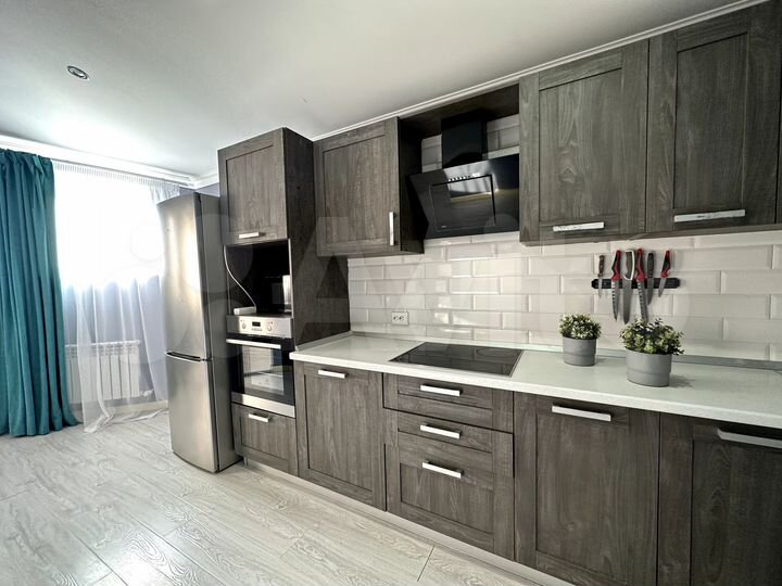 3-к. квартира, 102,4 м², 10/10 эт.