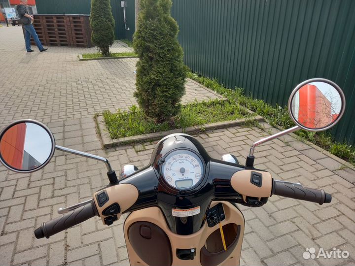 Скутер Honda Giorno