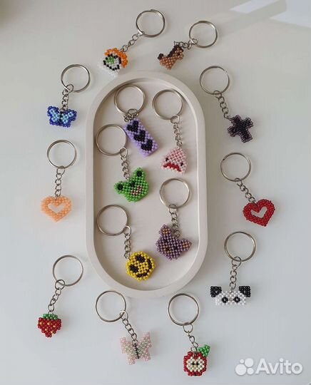 Брелок из бисера хэндмейд