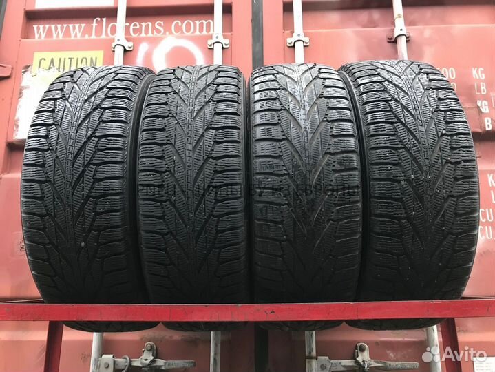 Nokian Tyres Hakkapeliitta R2 SUV 235/60 R18 107R