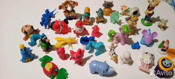 Игрушки из киндер - сюрпризов