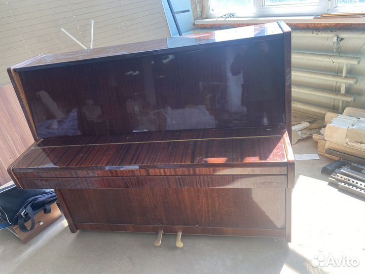 Пианино Волжанка