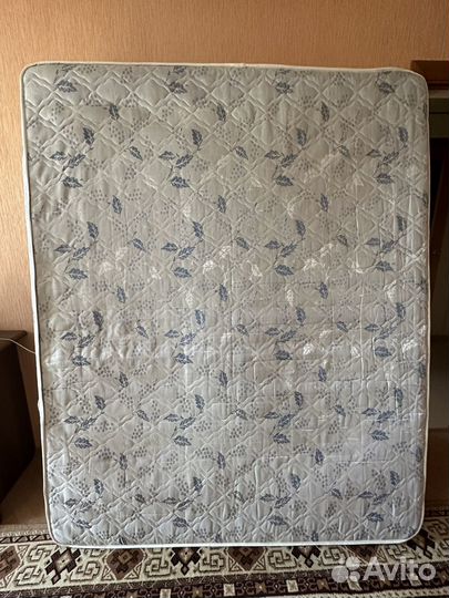 Матрас 160х200 бу