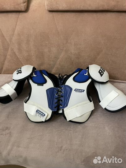 Нагрудник хоккейный взрослый