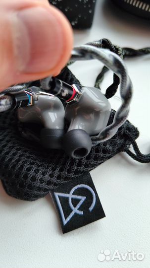 Наушники Campfire Audio Supermoon HK edition