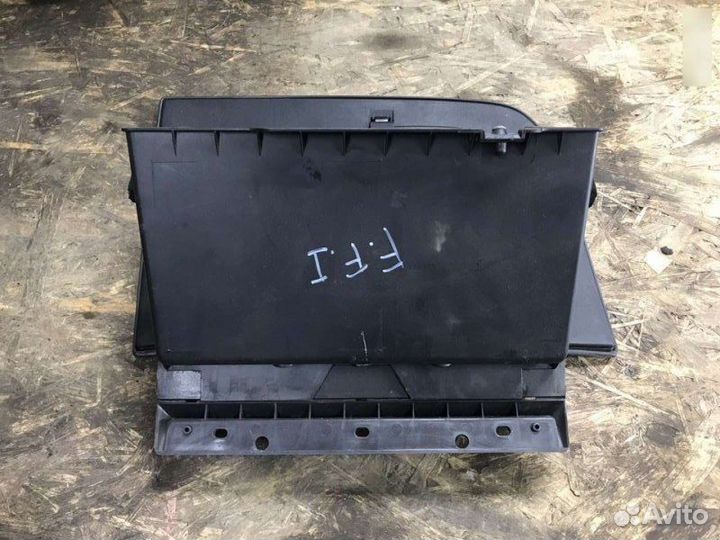 Бардачок Ford Focus 1 coupe 1.8 1999