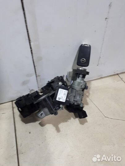 Замок зажигания Opel Insignia 2008-2017