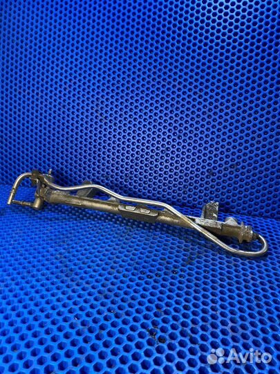 Топливная рампа Ford Focus 1 1.8 Zetec