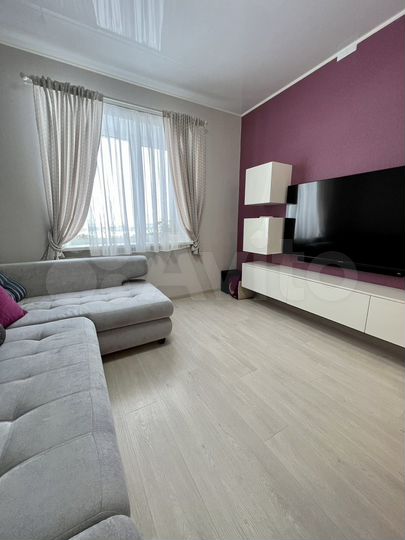 2-к. квартира, 63,5 м², 9/9 эт.