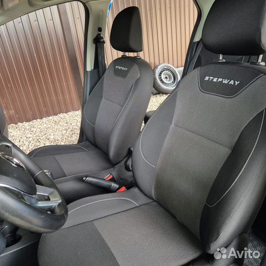 Renault Logan Stepway 1.6 МТ, 2019, 72 000 км