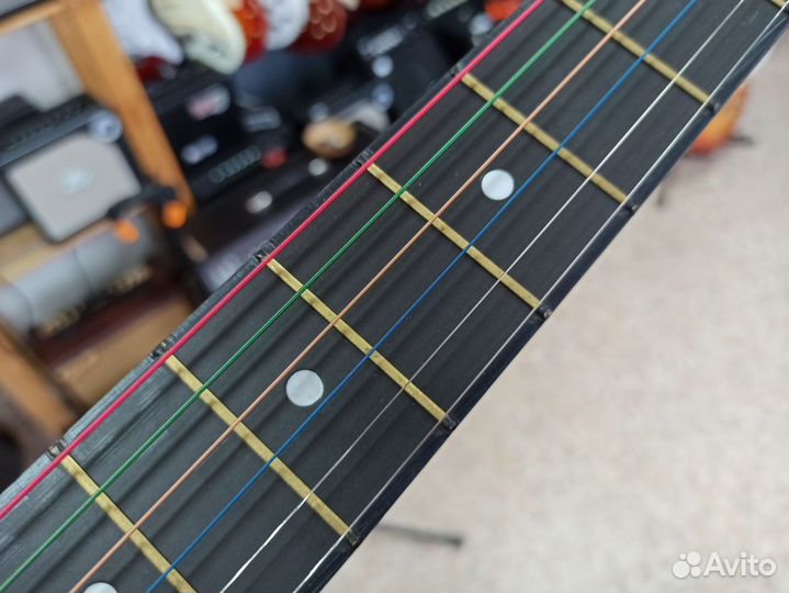 Акустическая гитара, с вырезом, цвет натуральный