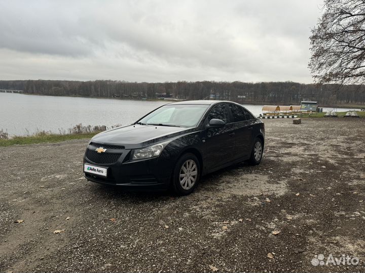 Chevrolet Cruze 1.6 МТ, 2010, 140 250 км