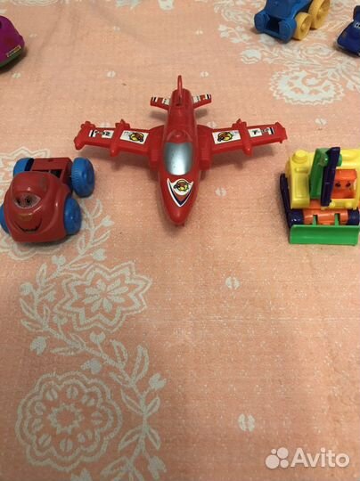 Продам Пласмассовые Машинки