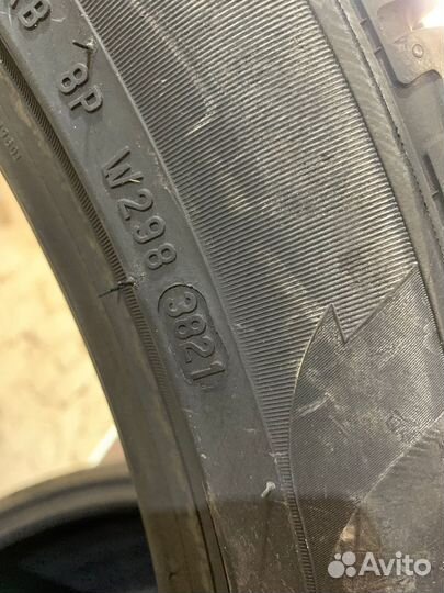 Pirelli Scorpion Winter 325/35 R22 и 285/40 R22 110V