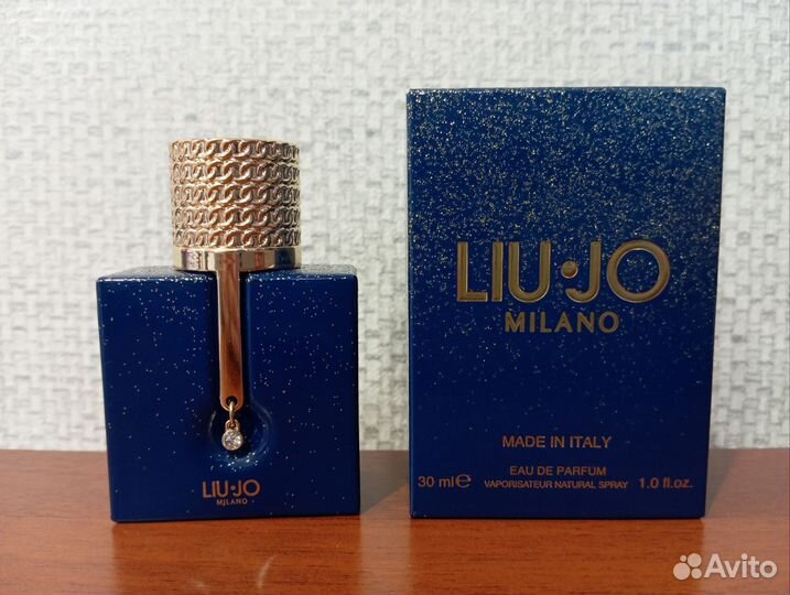 Liu Jo, Oригинал