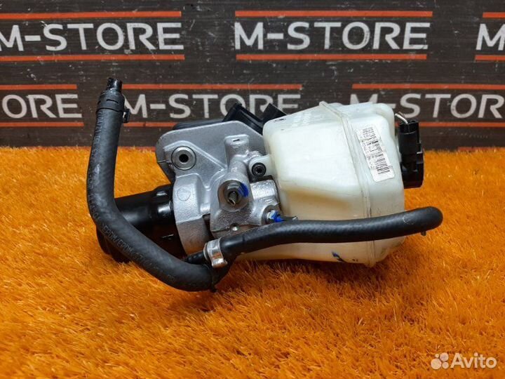 Главный тормозной цилиндр Mercedes-Benz E-Class