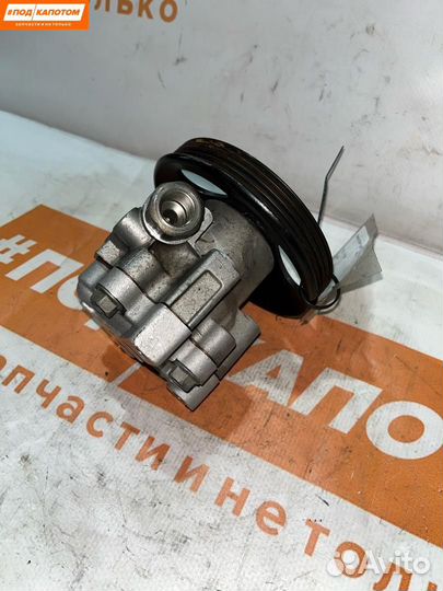 Насос гидроусилителя руля Chevrolet Cruze 96837813