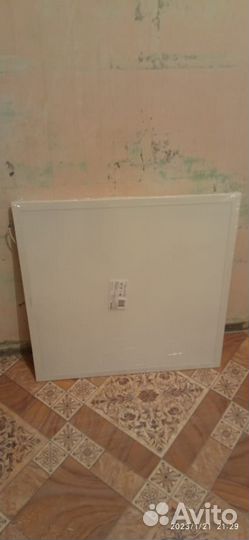 Потолочный светодиодный светильник Philips