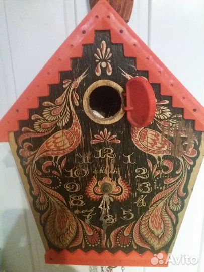 Настенные часы с кукушкой