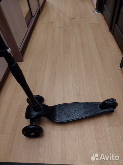 Самокат детский трехколесный