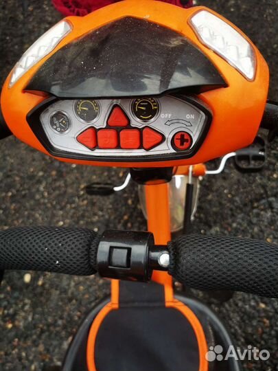 Детский трехколесный велосипед