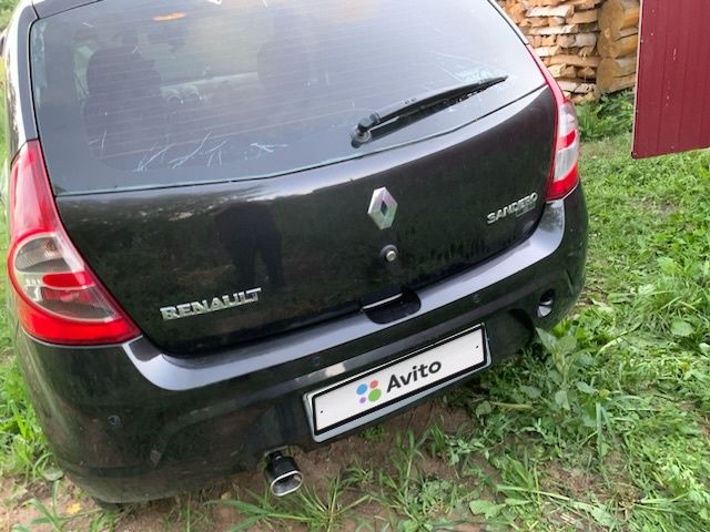 Renault Sandero: фото владельца